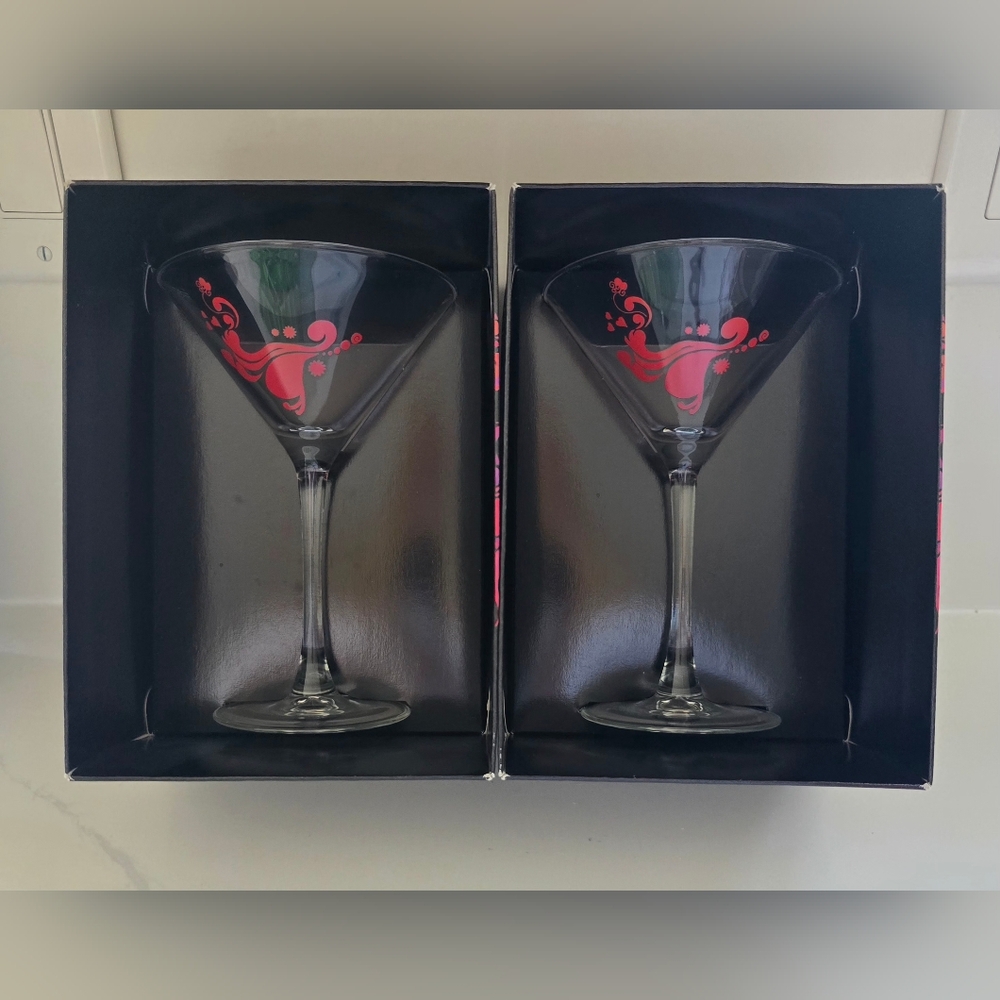 Beatles Love Cirque Du Soleil Mirage Hotel Las Vegas Martini Glasses Set Of Two